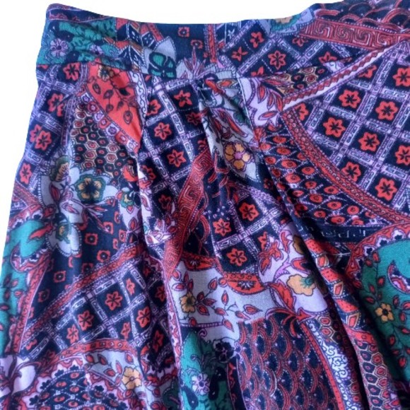 Size 14-16 Vintage Stretchy Multi Floral Midi Skirt - Picture 3 of 6